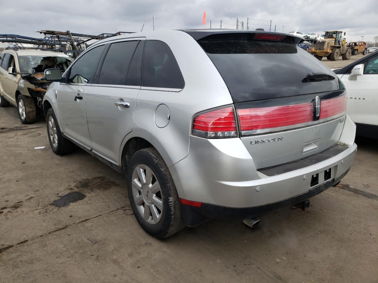 Photo 3 from auction – 2010 LINCOLN MKX with VIN 2LMDJ6JC8ABJ18923