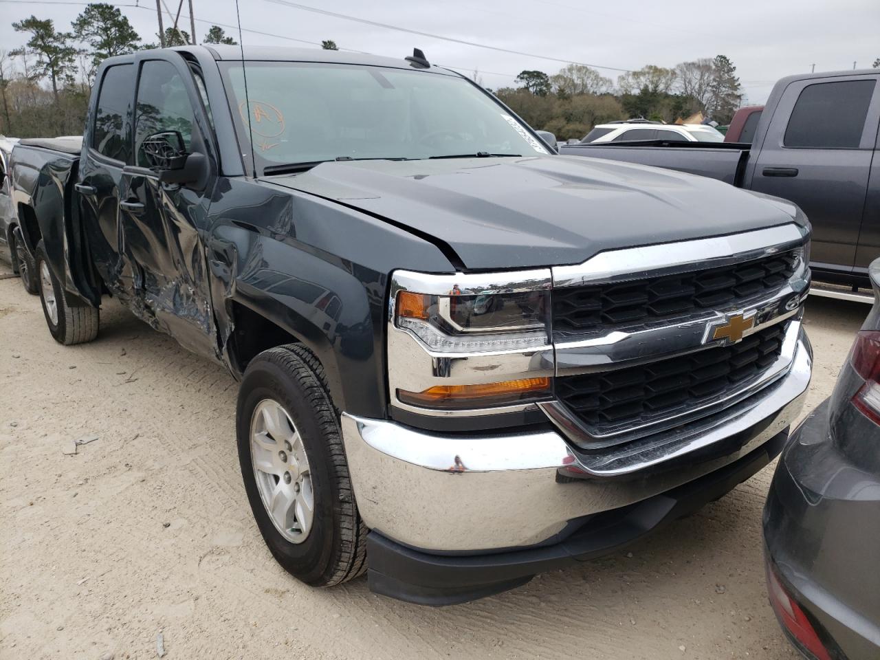 CHEVROLET SILVERADO 2019 with VIN 2GCRCPEC3K1133983 - Photo from auction