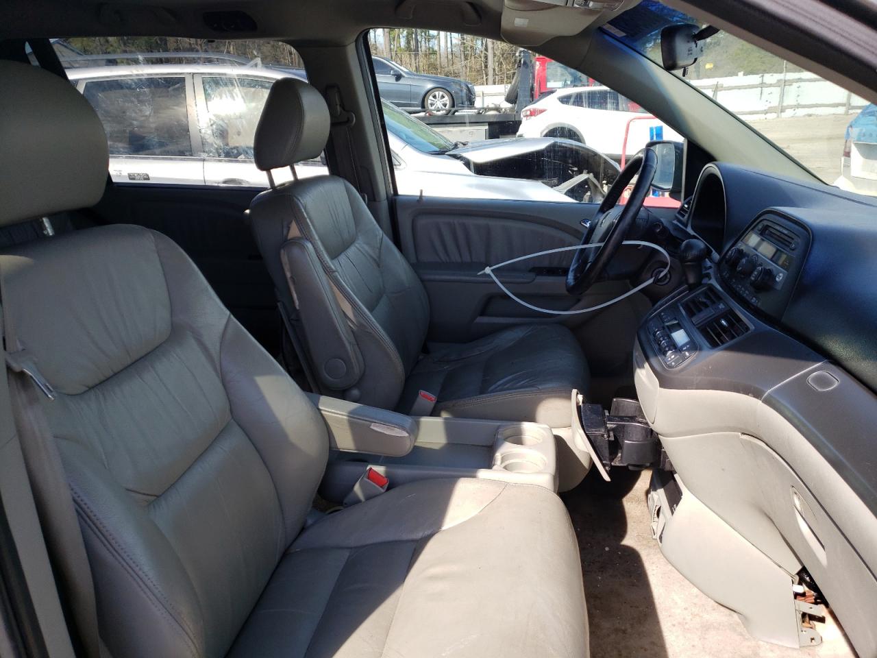 Photo 5 from auction – 2007 HONDA ODYSSEY EX with VIN 5FNRL387X7B066004