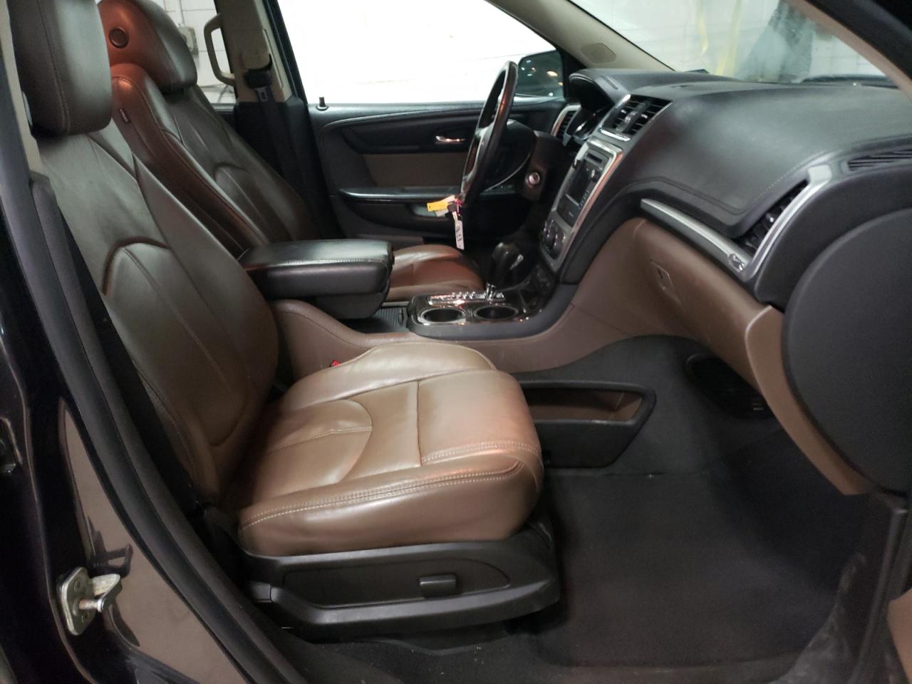 Photo 5 from auction – 2013 GMC ACADIA SLT with VIN 1GKKRRKD5DJ177716