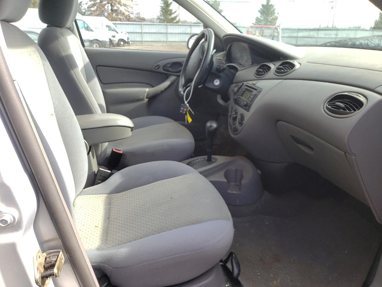Photo 5 from auction – 2004 FORD FOCUS ZTW with VIN 1FAFP35Z64W160620
