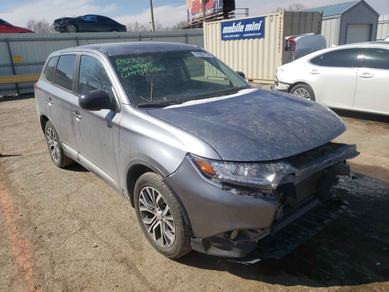 MITSUBISHI OUTLANDER 2016 with VIN JA4AD2A33GZ040005 - Photo from auction