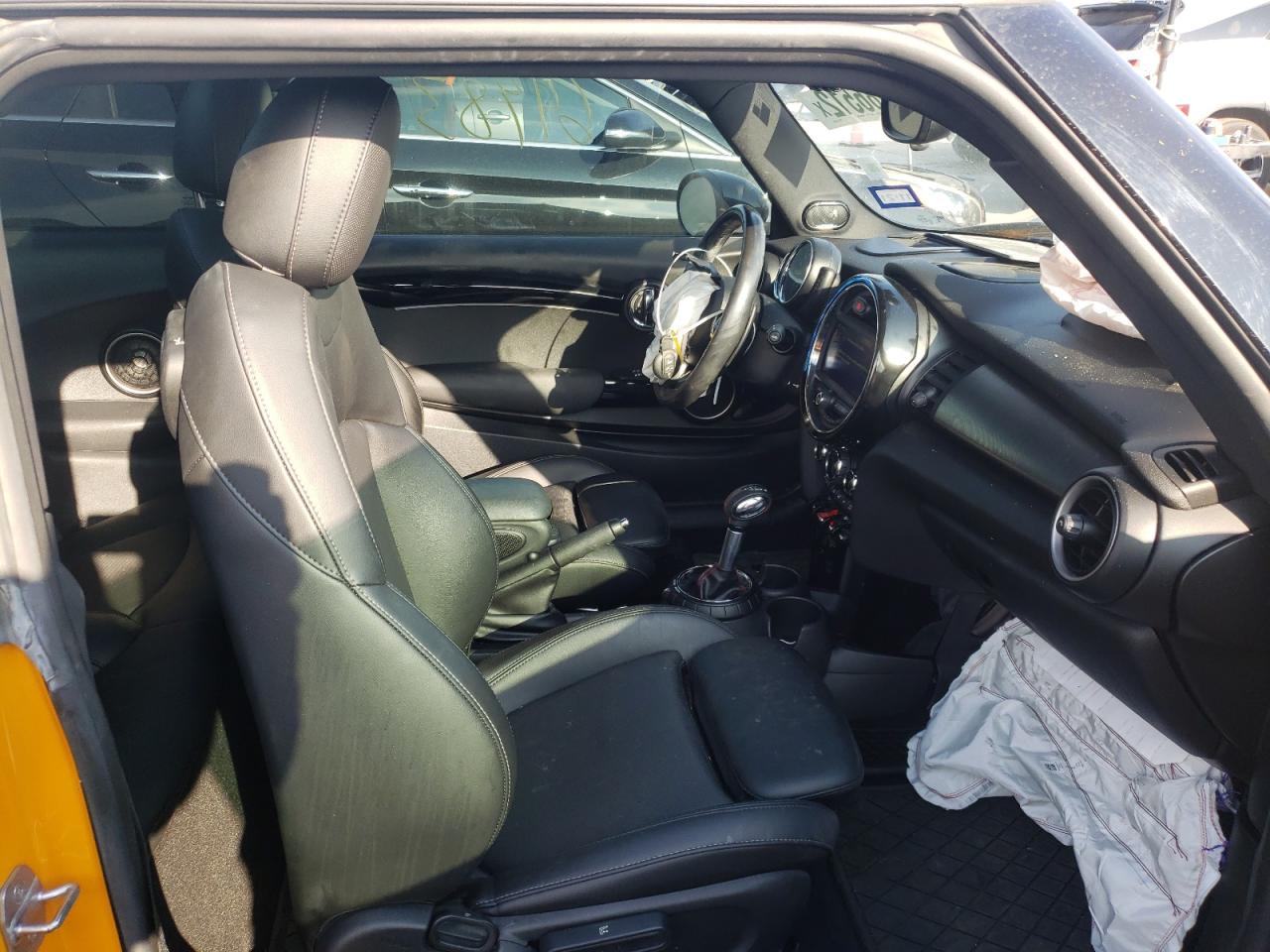 Photo 5 from auction – 2015 MINI COOPER S with VIN WMWXP7C59F2A42304