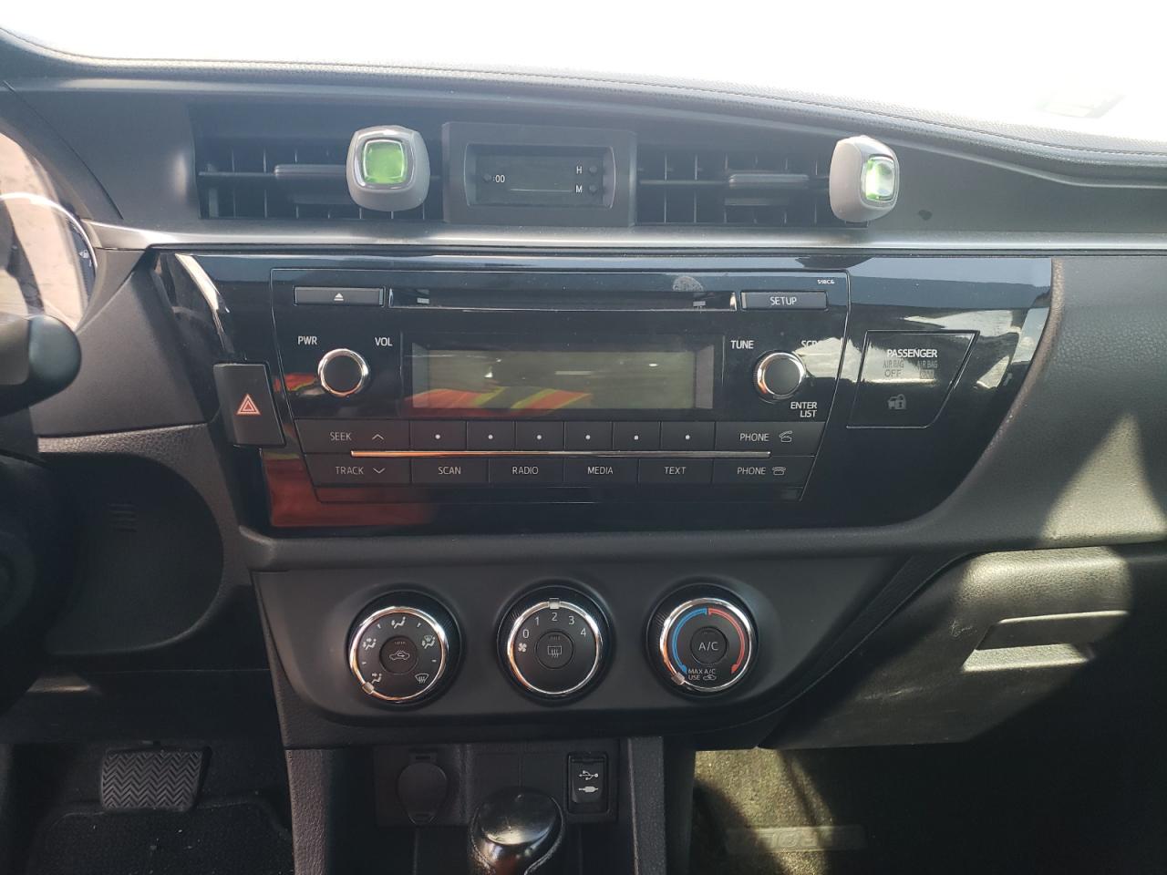 Photo 9 from auction – 2015 TOYOTA COROLLA L with VIN 2T1BURHE0FC307264
