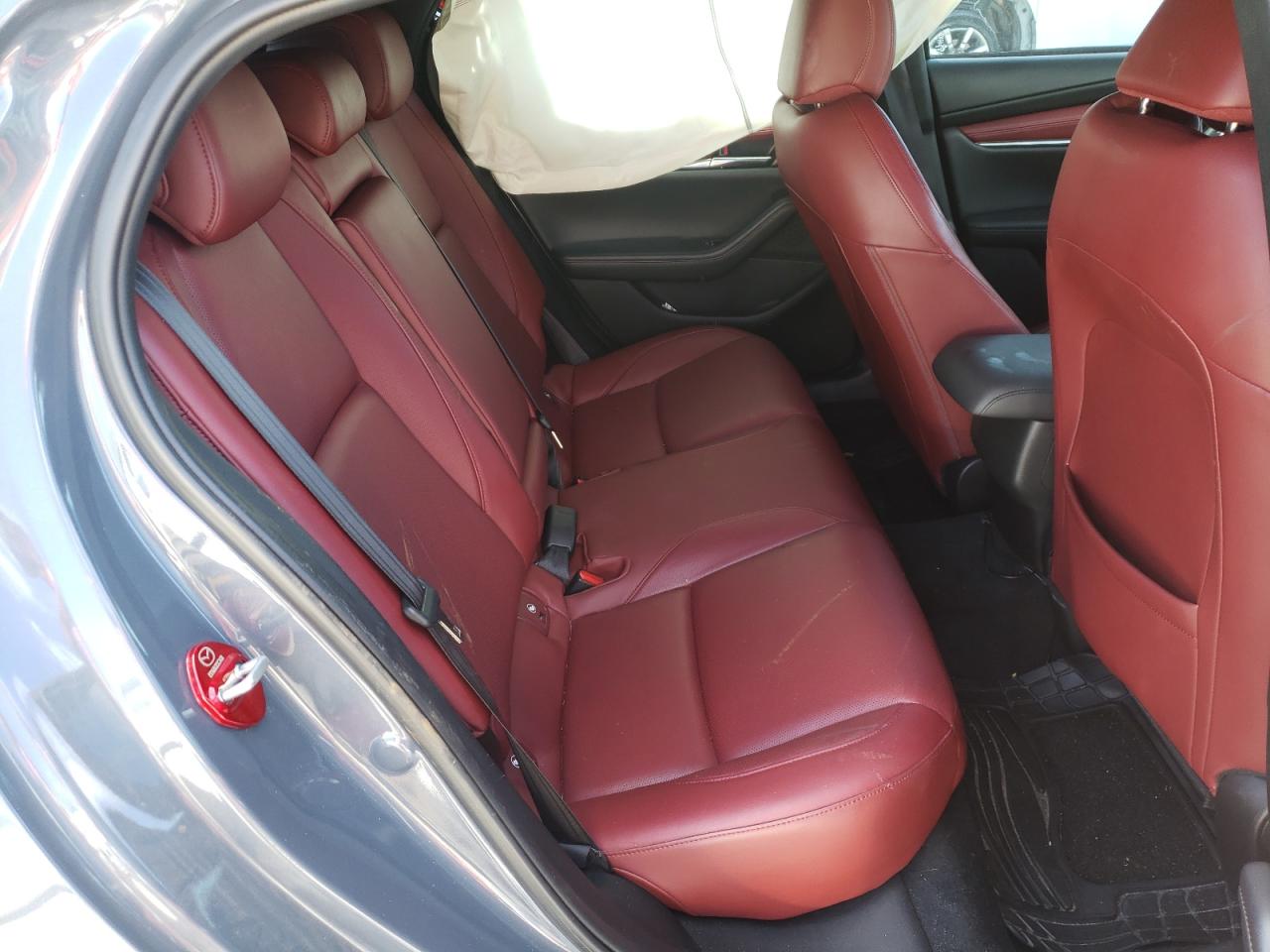 Photo 6 from auction – 2021 MAZDA 3 PREMIUM with VIN JM1BPAML6M1306828