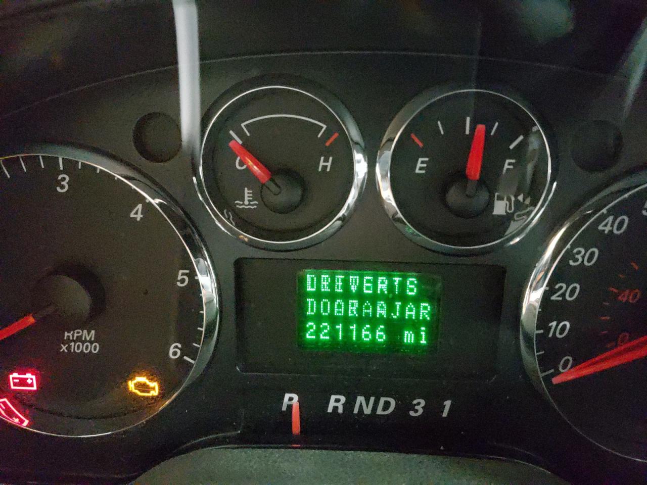Photo 8 from auction – 2005 FORD FREESTAR L with VIN 2FMDA58285BA00735