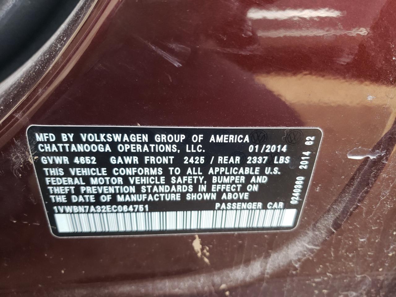 Photo 10 from auction – 2014 VOLKSWAGEN PASSAT SE with VIN 1VWBN7A32EC064751