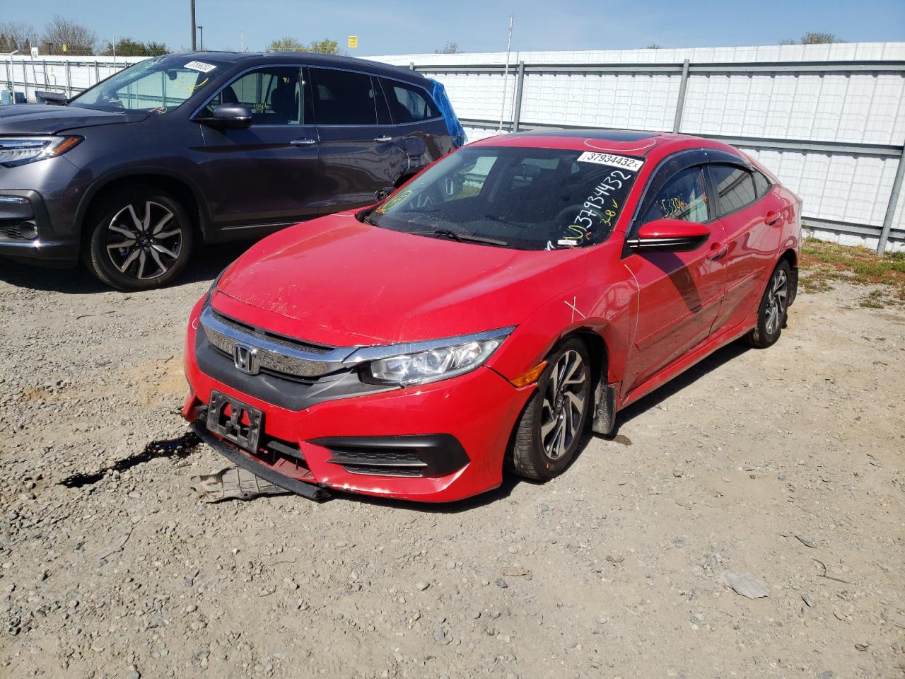 Photo 2 from auction – 2018 HONDA CIVIC EX with VIN 2HGFC2F70JH546152