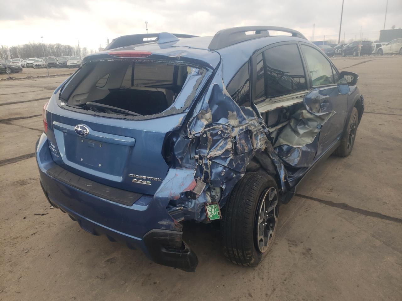 Photo 4 from auction – 2016 SUBARU CROSSTREK with VIN JF2GPAKC0G8200851
