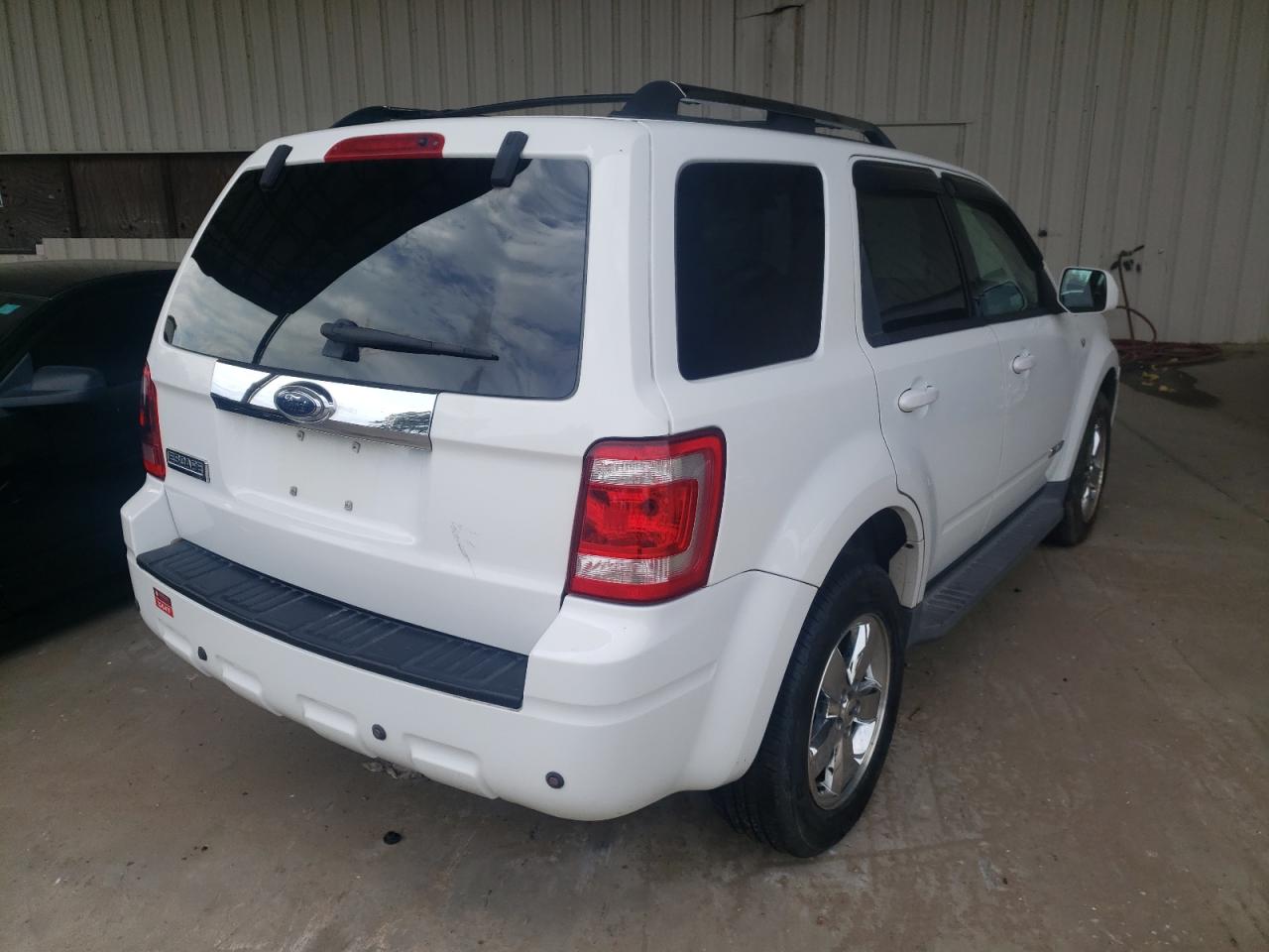 Photo 4 from auction – 2008 FORD ESCAPE LIM with VIN 1FMCU04148KC84197