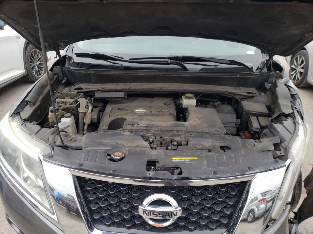 Photo 7 from auction – 2015 NISSAN PATHFINDER with VIN 5N1AR2MNXFC700946