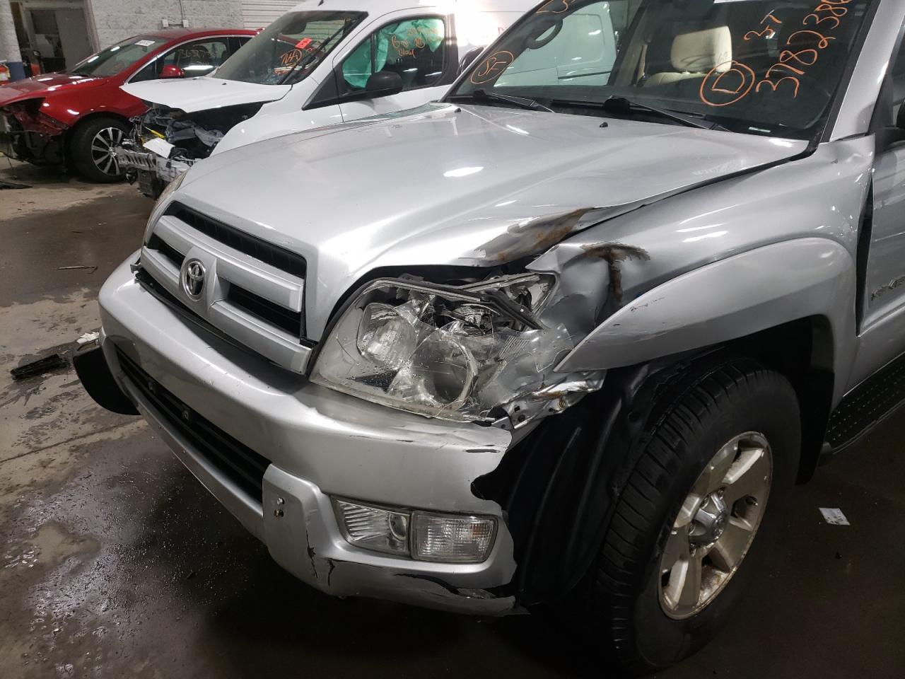 Photo 9 from auction – 2004 TOYOTA 4RUNNER SR with VIN JTEBU14RX40021421
