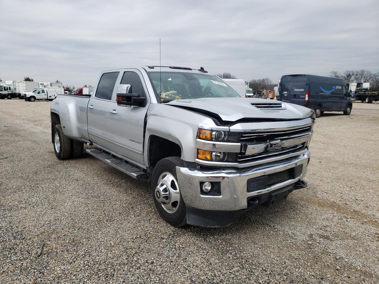 Photo 1 from auction – 2017 CHEVROLET SILVERADO with VIN 1GC4K0EY1HF231329