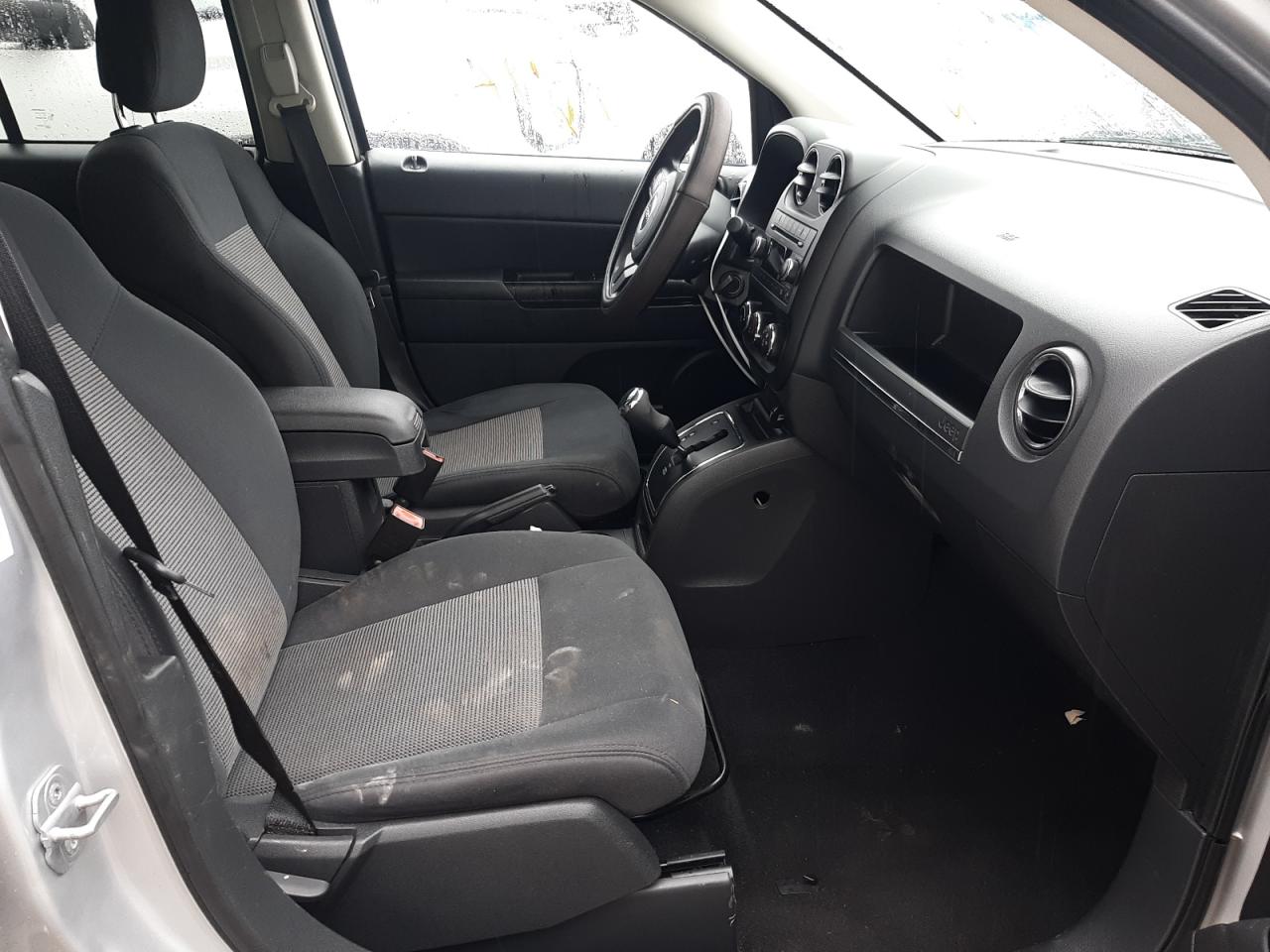 Photo 5 from auction – 2011 JEEP COMPASS SP with VIN 1J4NT1FA4BD180981