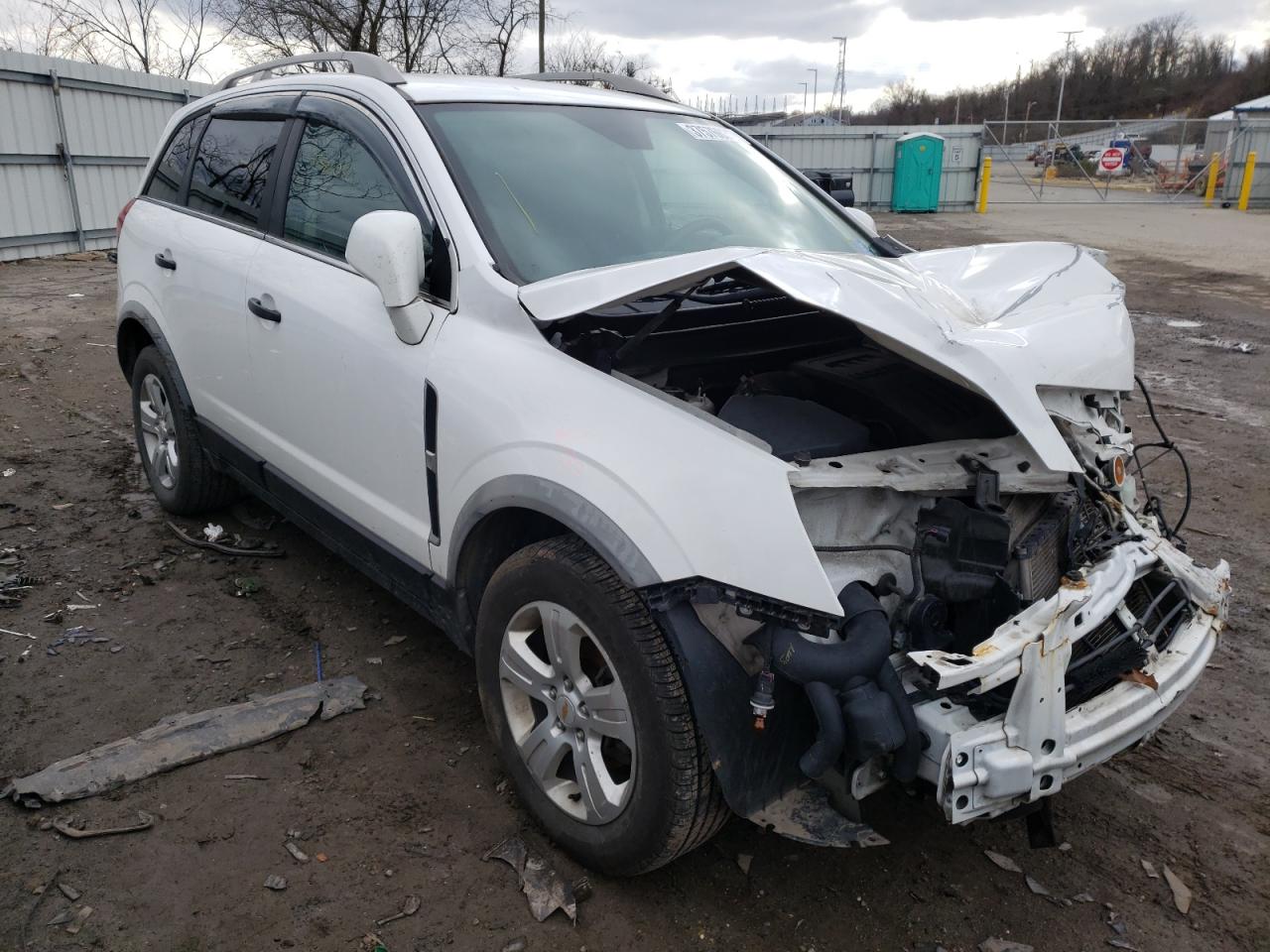 CHEVROLET CAPTIVA LS 2015 with VIN 3GNAL1EK2FS522715 - Photo from auction