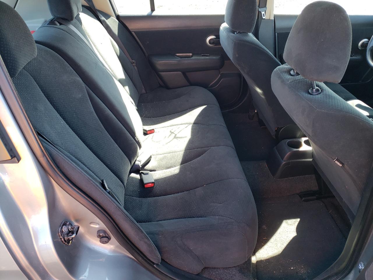 Photo 6 from auction – 2011 NISSAN VERSA S with VIN 3N1BC1CPXBL405466
