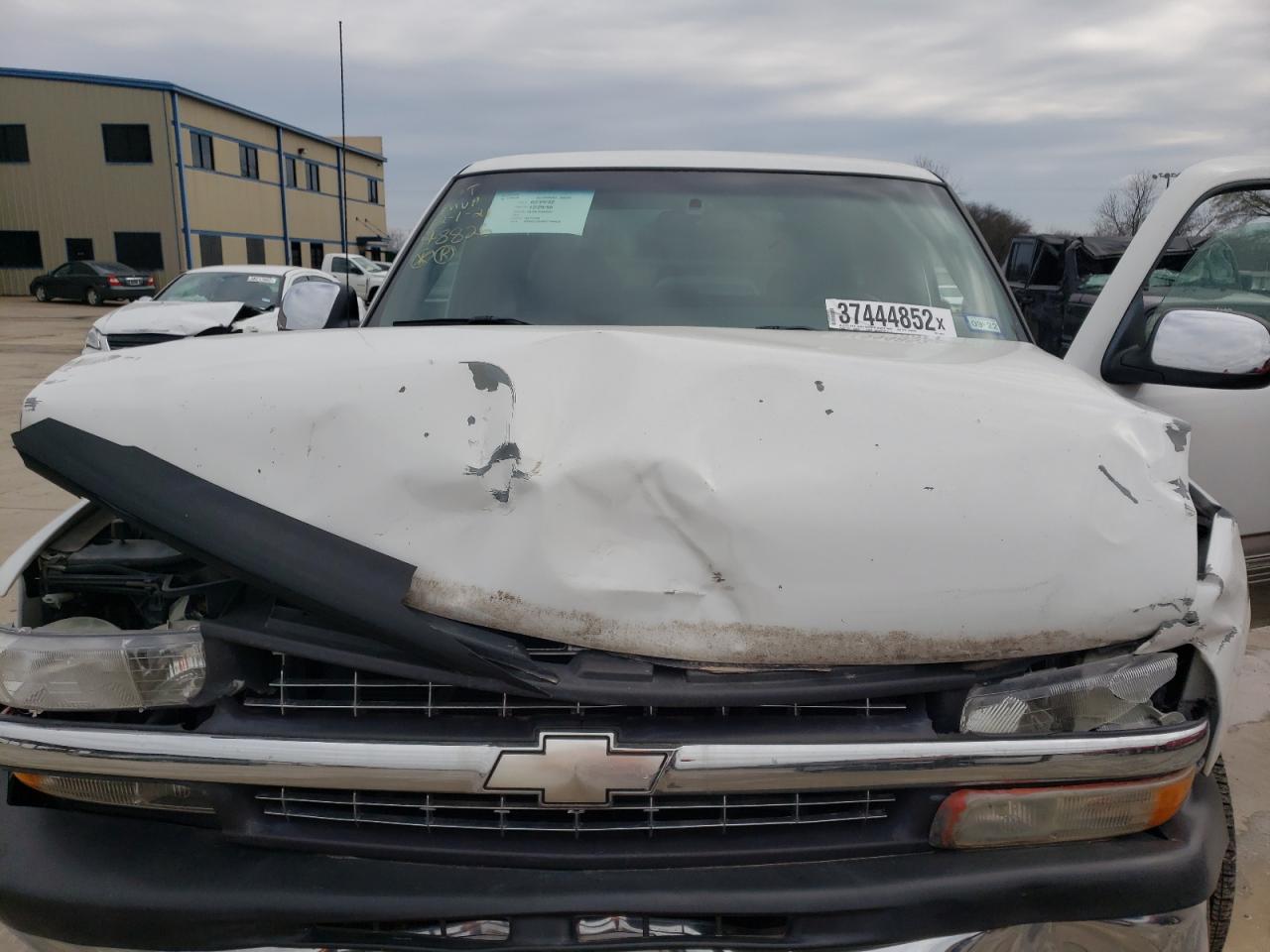 Photo 7 from auction – 2002 CHEVROLET SILVERADO with VIN 2GCEC19V621164426