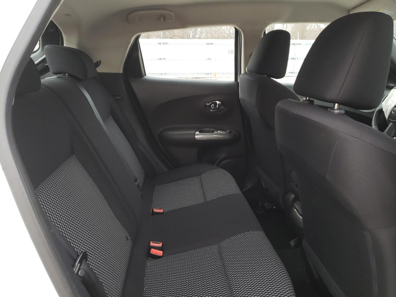 Photo 6 from auction – 2015 NISSAN JUKE S with VIN JN8AF5MV8FT563685