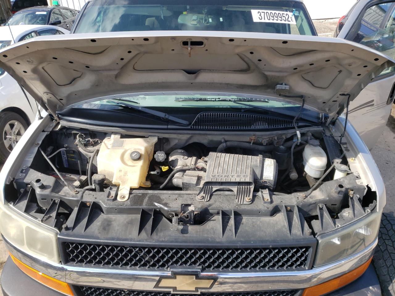 Photo 7 from auction – 2005 CHEVROLET EXPRESS G1 with VIN 1GBFG15T251203363