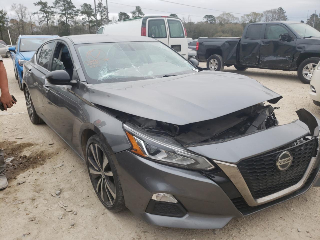 Photo 11 from auction – 2019 NISSAN ALTIMA SR with VIN 1N4BL4CV3KC227687