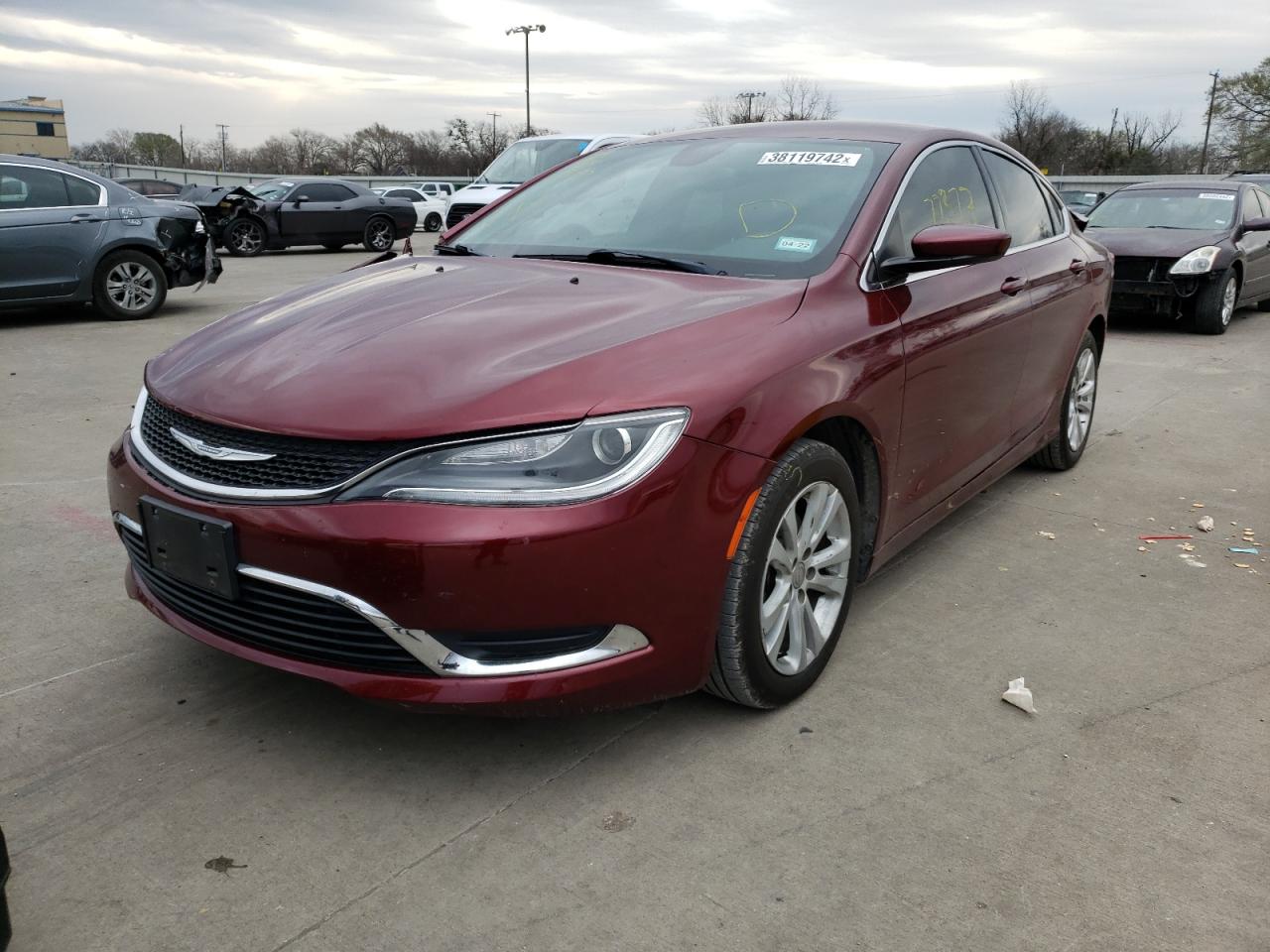 Photo 2 from auction – 2016 CHRYSLER 200 LIMITE with VIN 1C3CCCAB0GN167465
