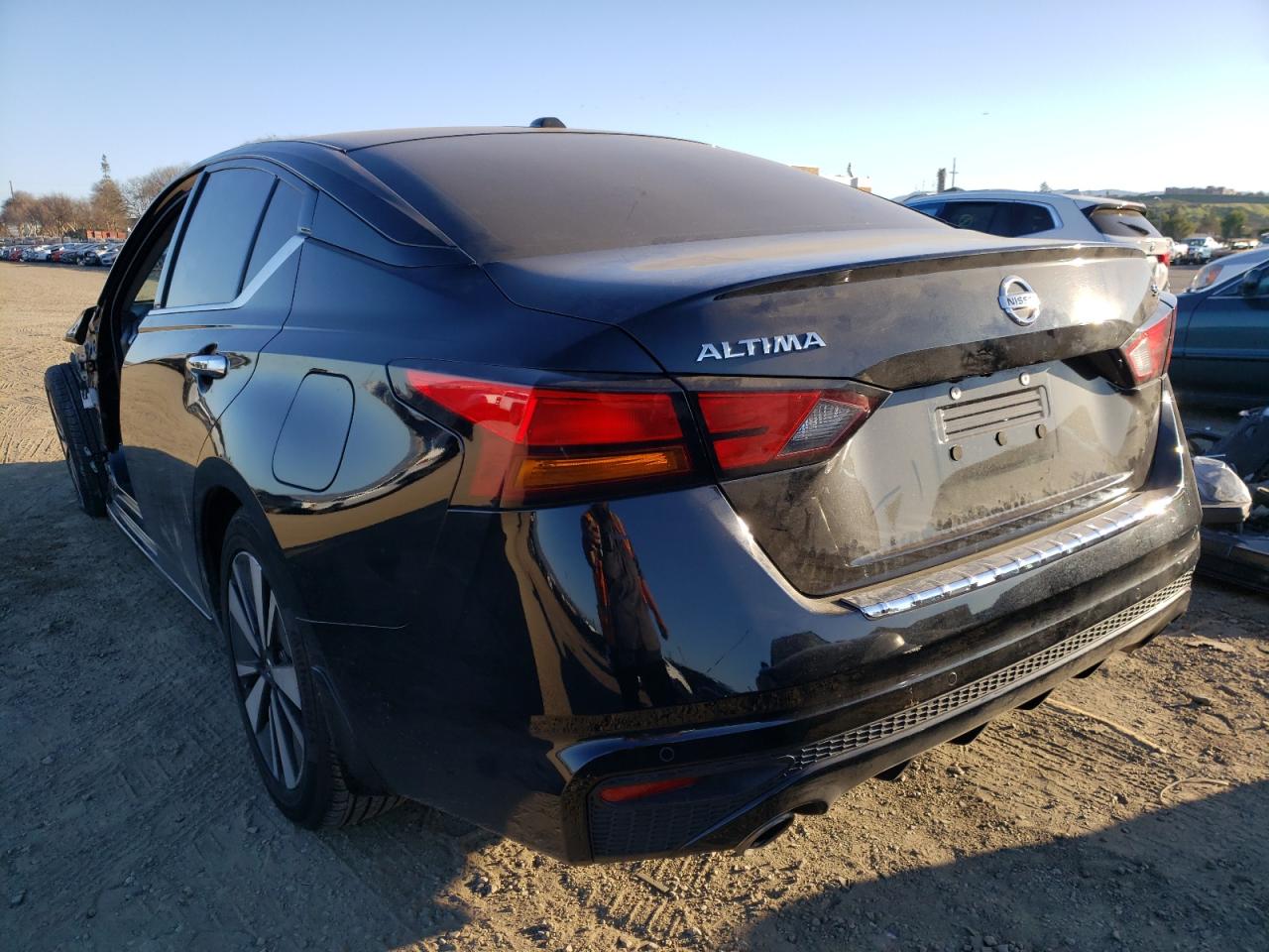 Photo 3 from auction – 2019 NISSAN ALTIMA SL with VIN 1N4BL4EV7KC141733
