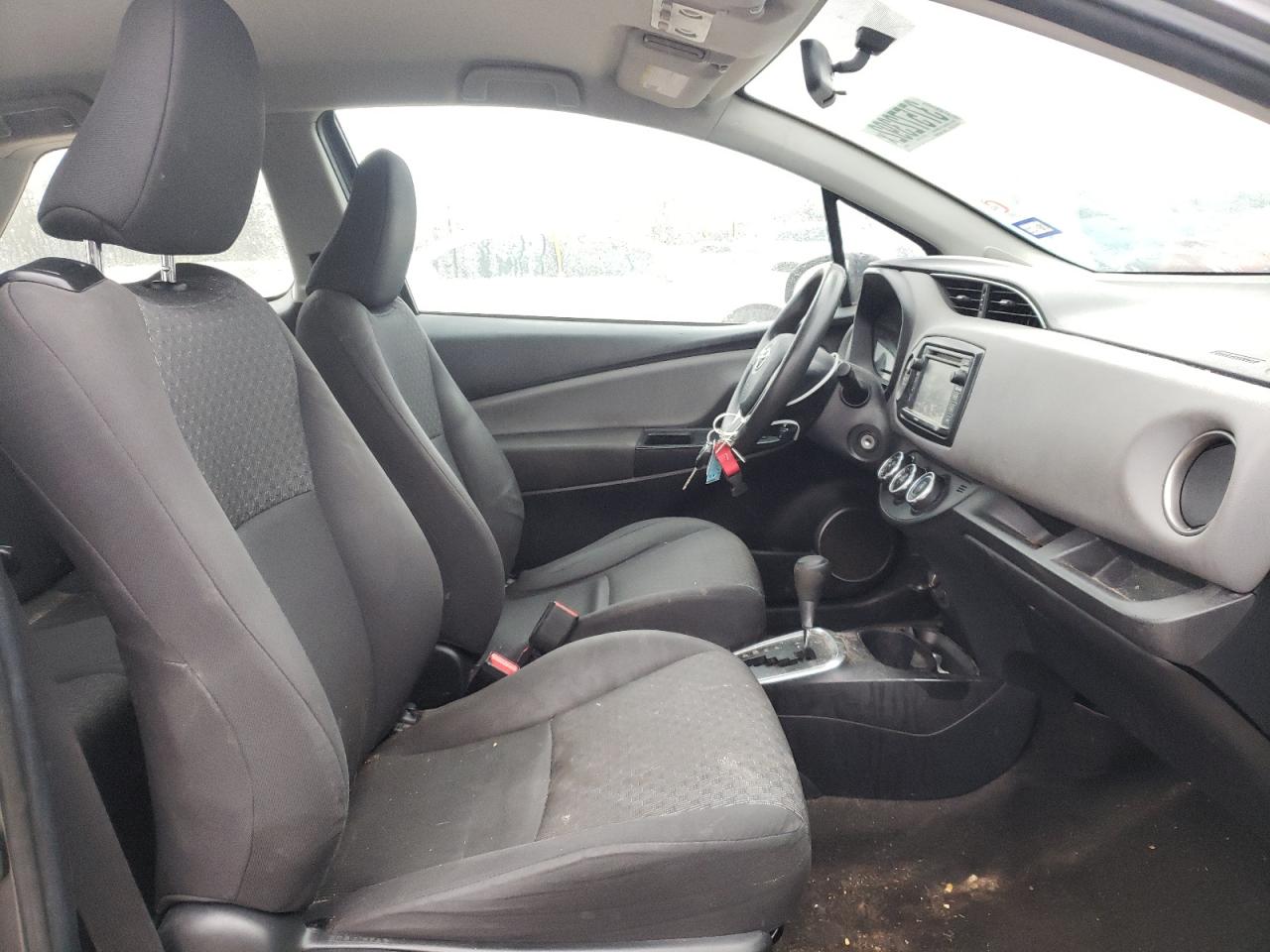 Photo 5 from auction – 2015 TOYOTA YARIS with VIN VNKJTUD38FA024063