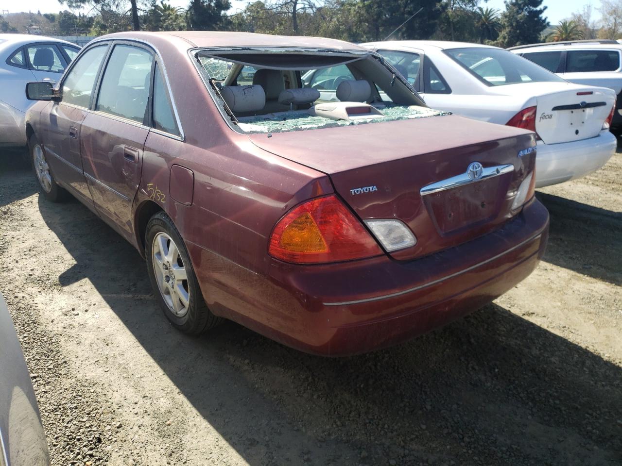 Photo 3 from auction – 2001 TOYOTA AVALON XL with VIN 4T1BF28B01U152844