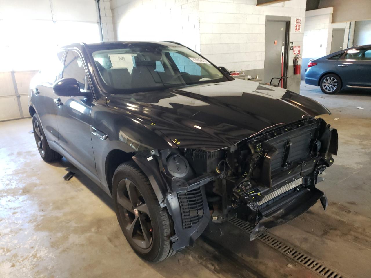 Photo 1 from auction – 2017 JAGUAR F-PACE PRE with VIN SADCJ2BV3HA893421