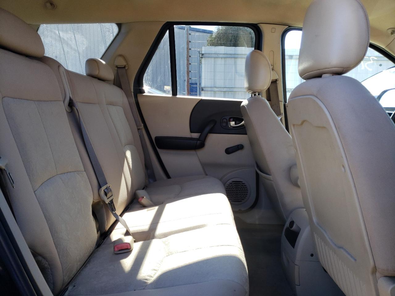Photo 6 from auction – 2004 SATURN VUE with VIN 5GZCZ43D94S887129