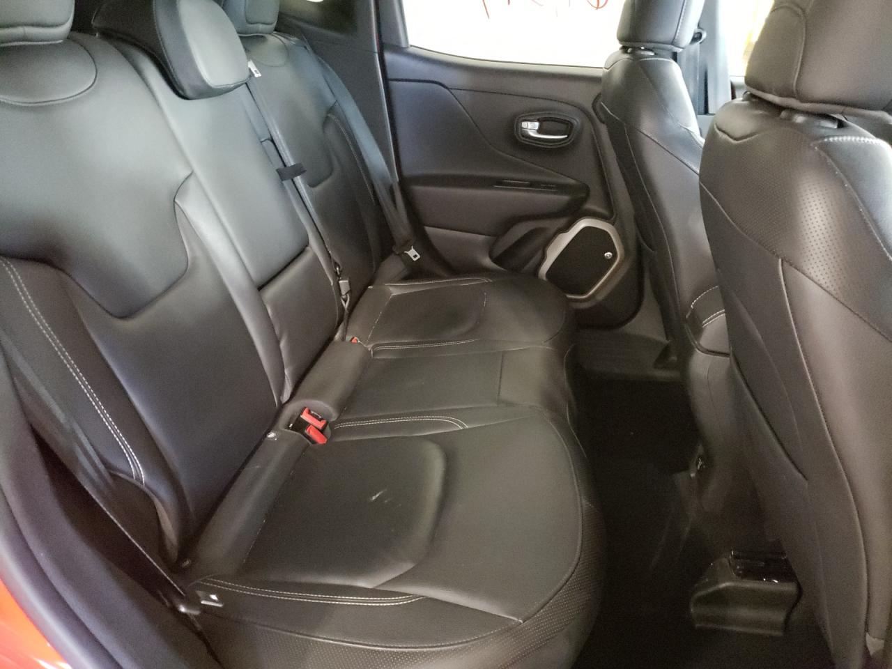 Photo 6 from auction – 2016 JEEP RENEGADE L with VIN ZACCJBDT5GPC75037