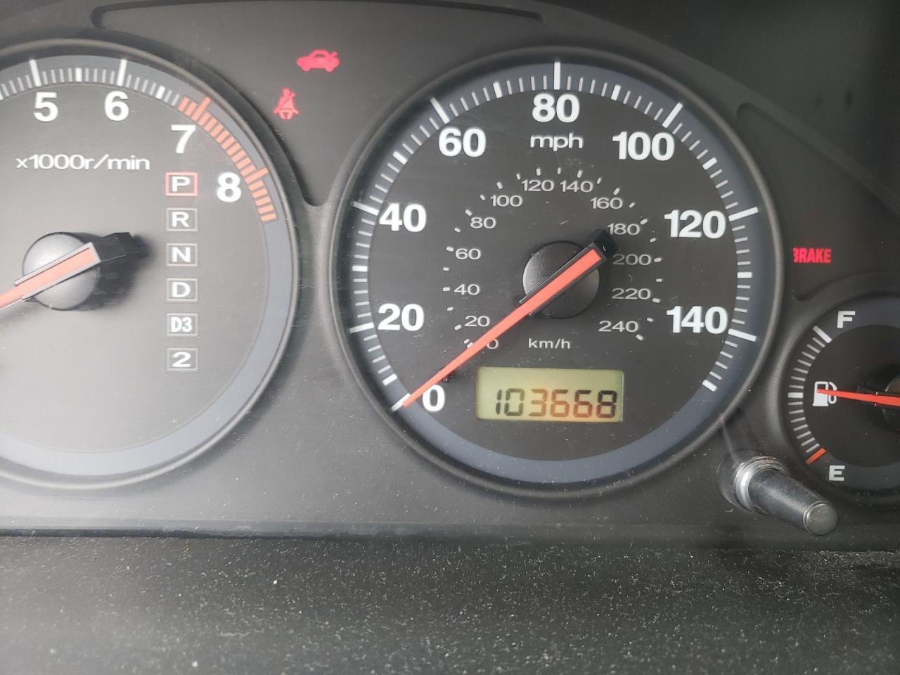 Photo 16 from auction – 2001 HONDA CIVIC LX with VIN 2HGES16561H557227