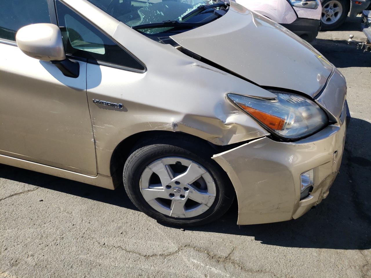 Photo 9 from auction – 2011 TOYOTA PRIUS with VIN JTDKN3DUXB1406468