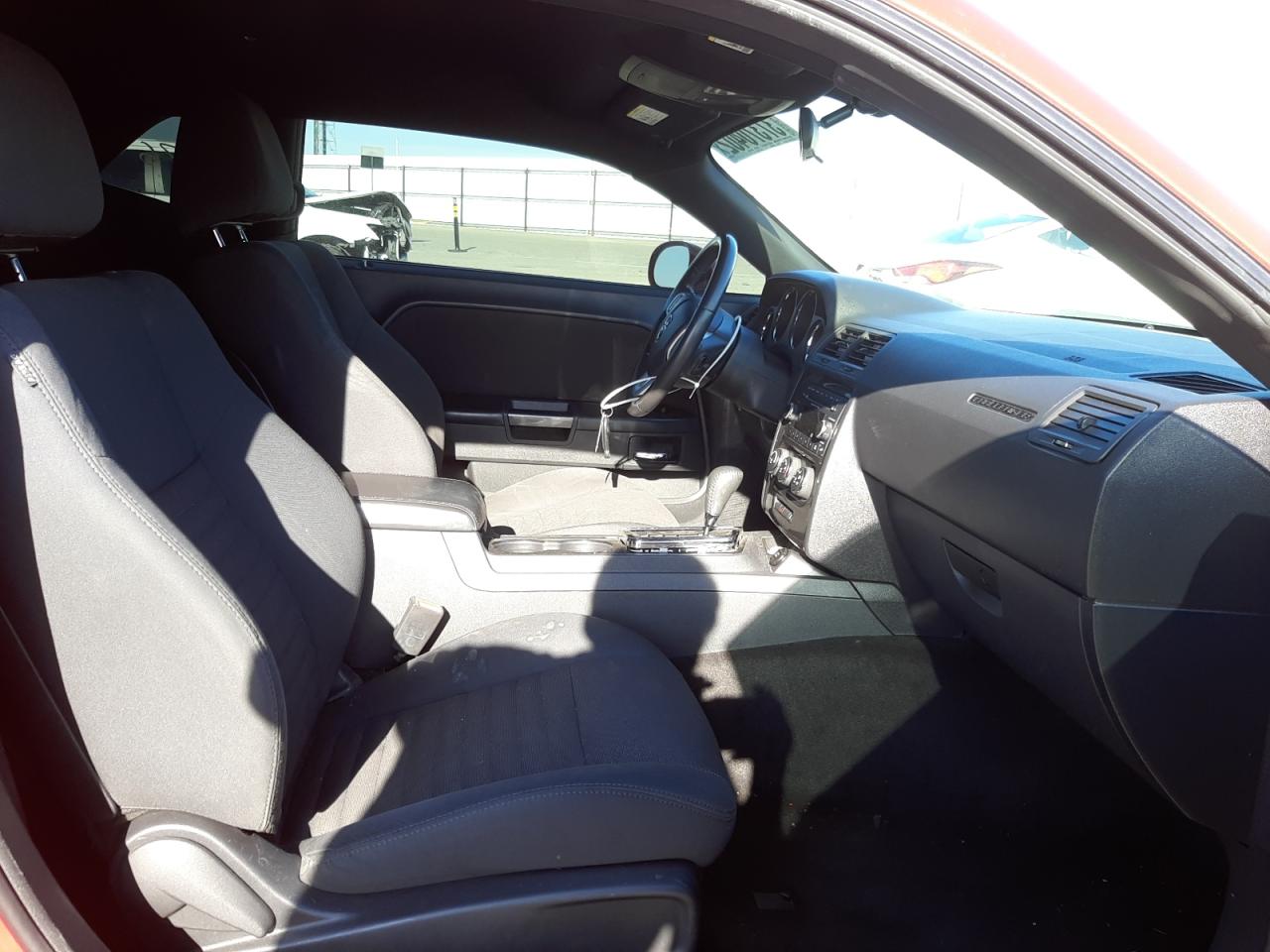 Photo 5 from auction – 2013 DODGE CHALLENGER with VIN 2C3CDYAG7DH607675