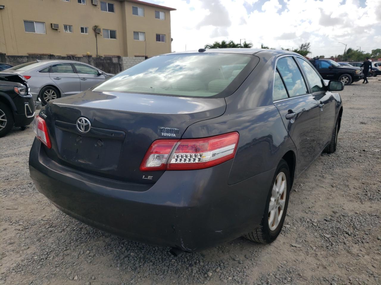 Photo 4 from auction – 2011 TOYOTA CAMRY BASE with VIN 4T1BF3EK3BU175630