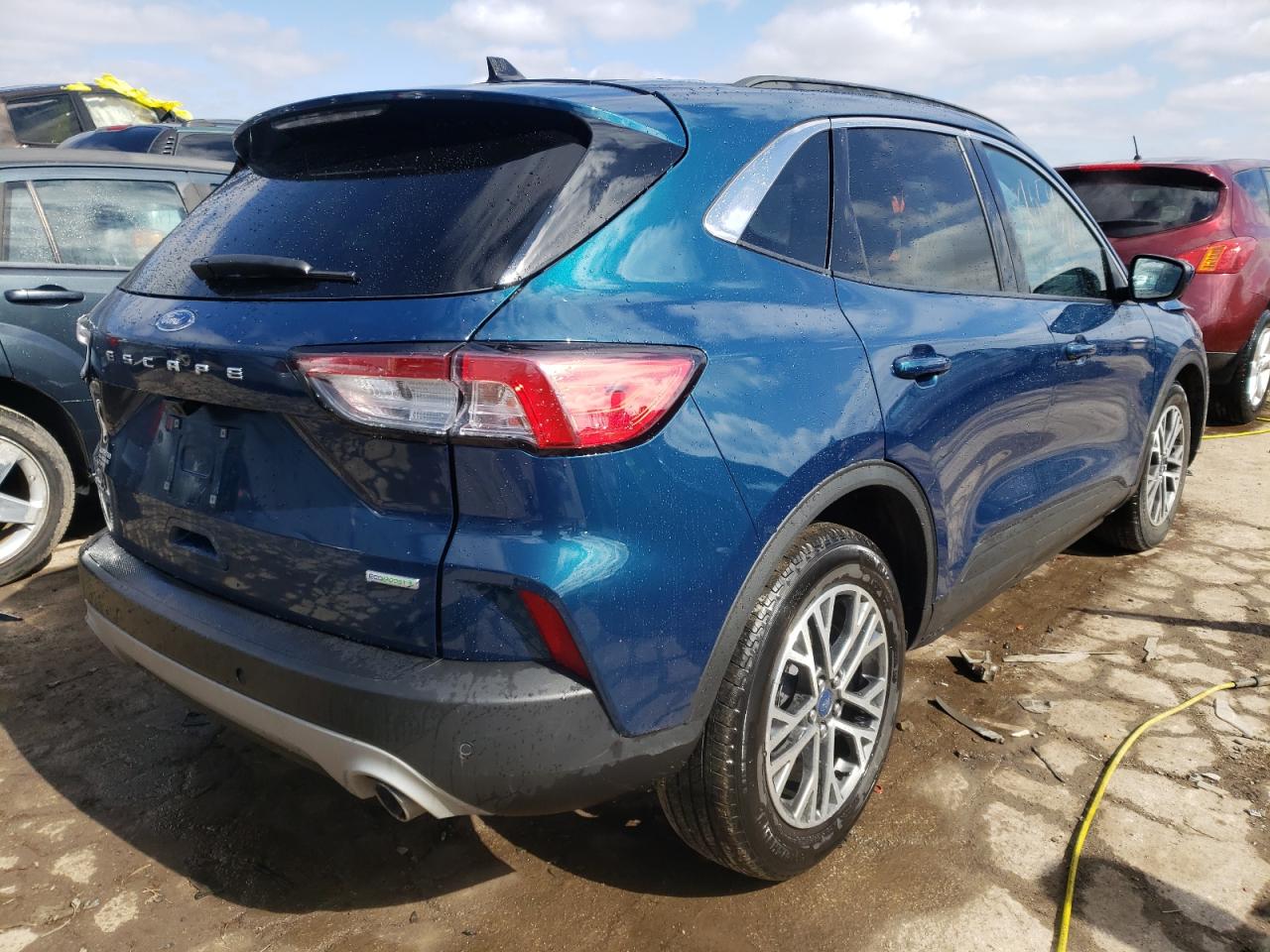Photo 4 from auction – 2020 FORD ESCAPE SEL with VIN 1FMCU0H65LUA70337