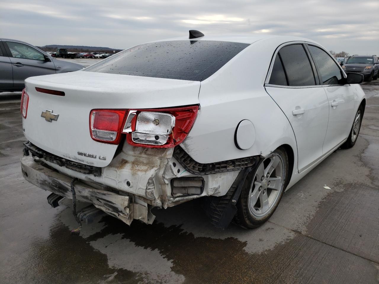 Photo 4 from auction – 2015 CHEVROLET MALIBU LS with VIN 1G11A5SL9FF269280