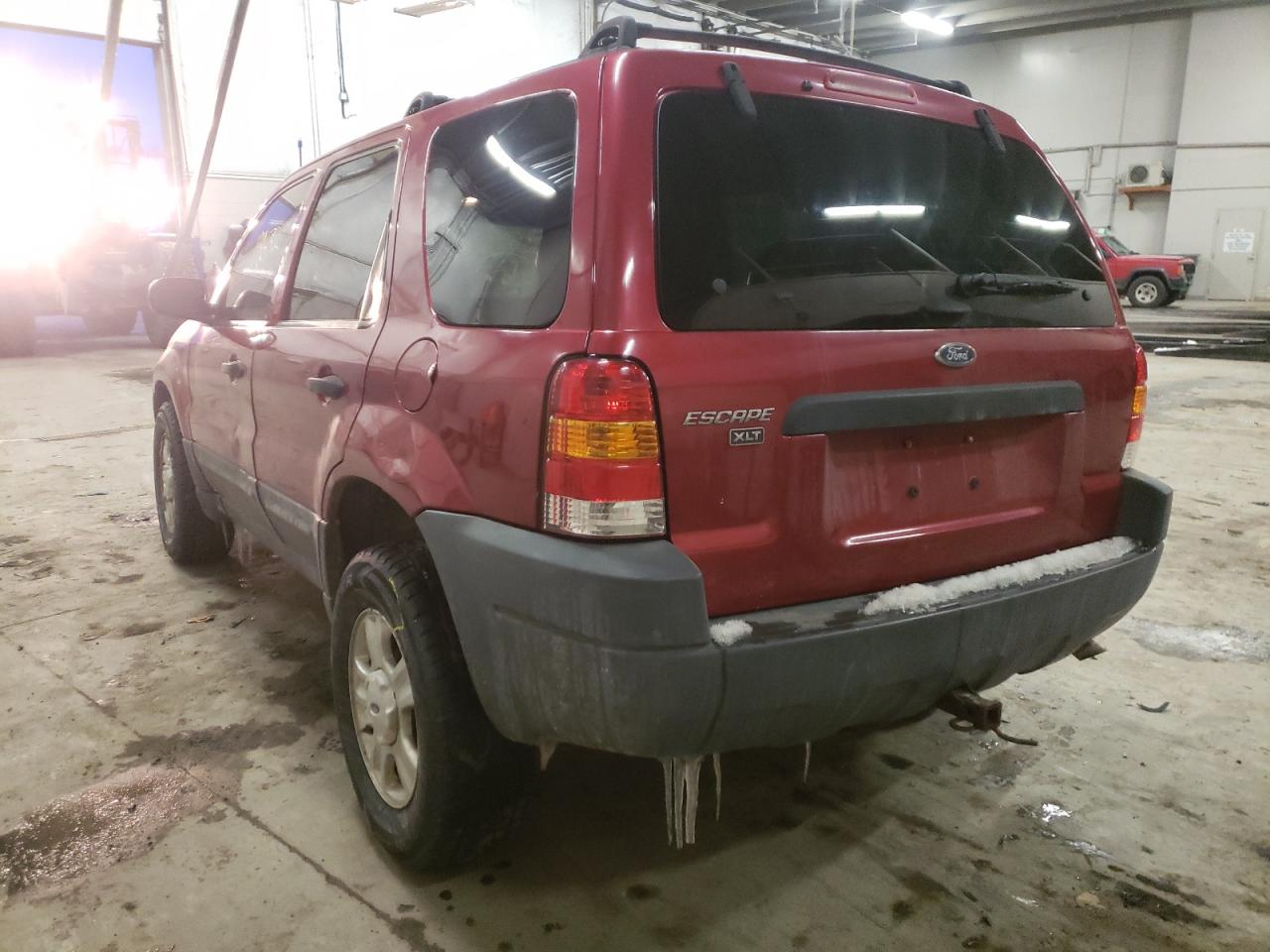 Photo 3 from auction – 2004 FORD ESCAPE XLT with VIN 1FMYU93194KA95146