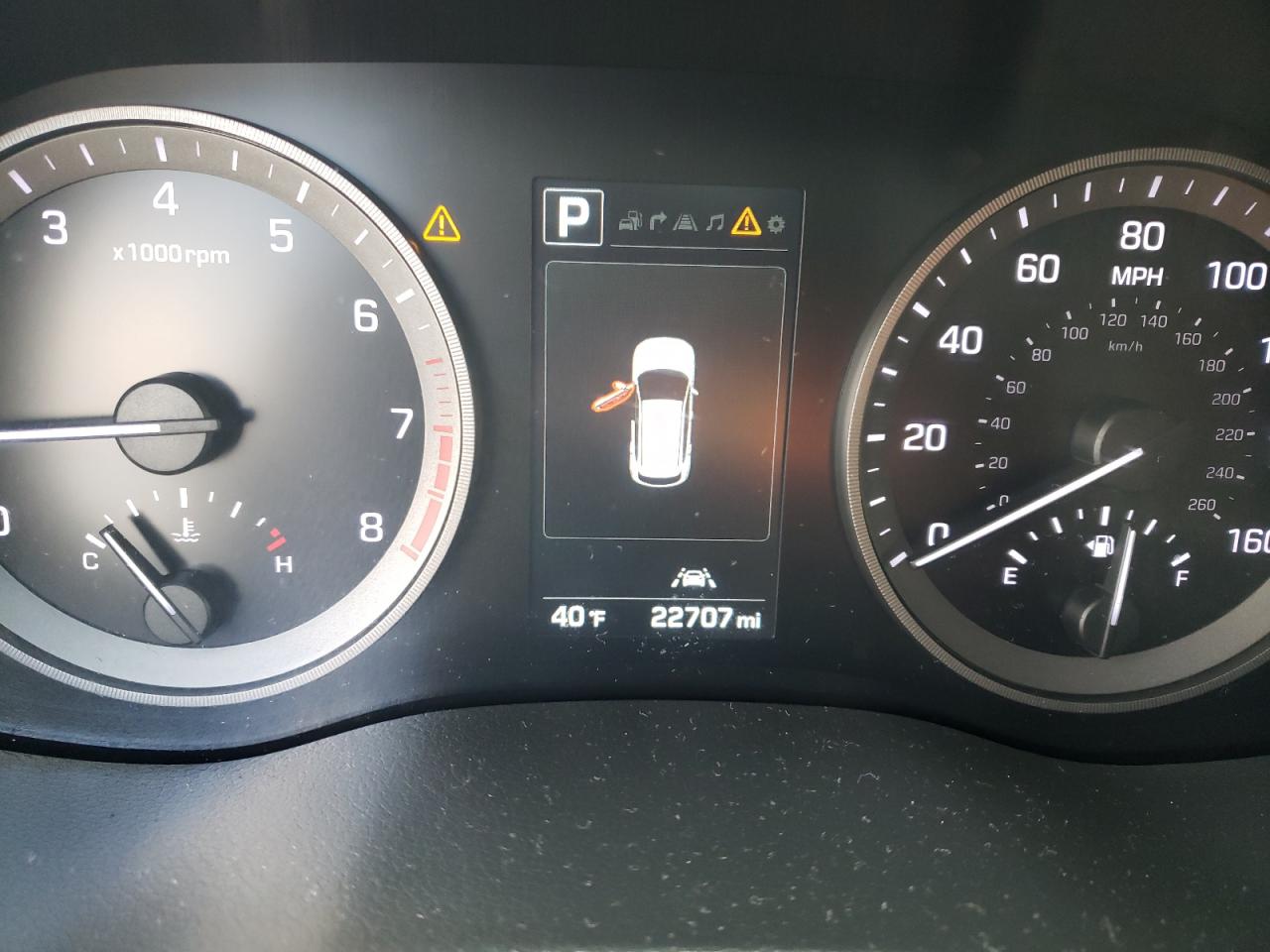 Photo 8 from auction – 2018 HYUNDAI TUCSON VAL with VIN KM8J3CA2XJU831461