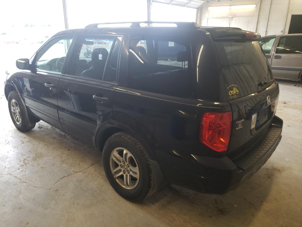 Photo 3 from auction – 2005 HONDA PILOT EXL with VIN 5FNYF185X5B013743