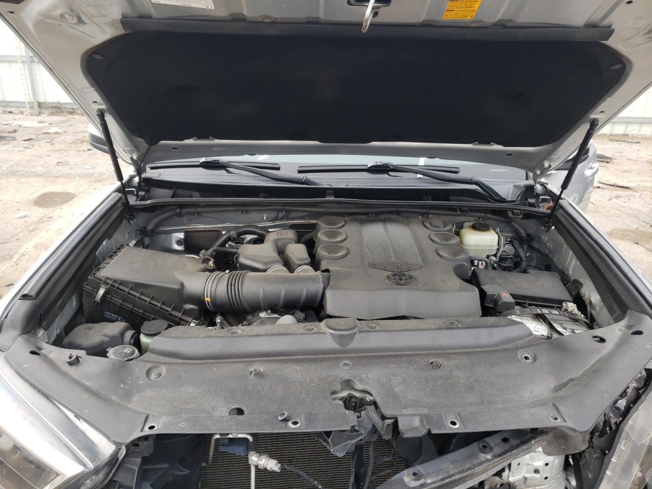 Photo 7 from auction – 2015 TOYOTA 4RUNNER SR with VIN JTEBU5JR6F5240989