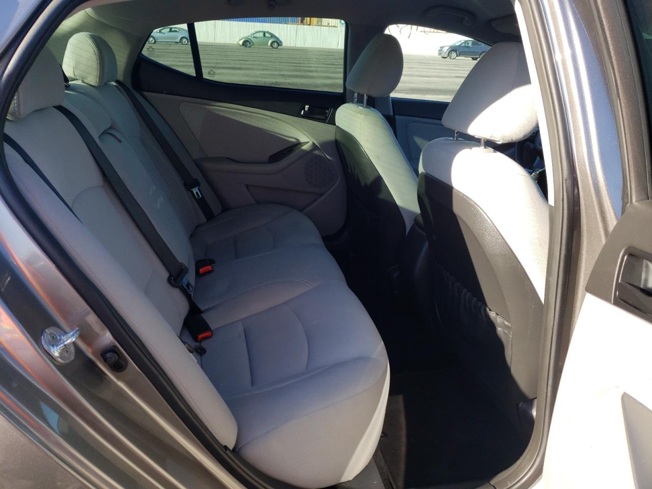 Photo 6 from auction – 2015 KIA OPTIMA LX with VIN 5XXGM4A7XFG501264