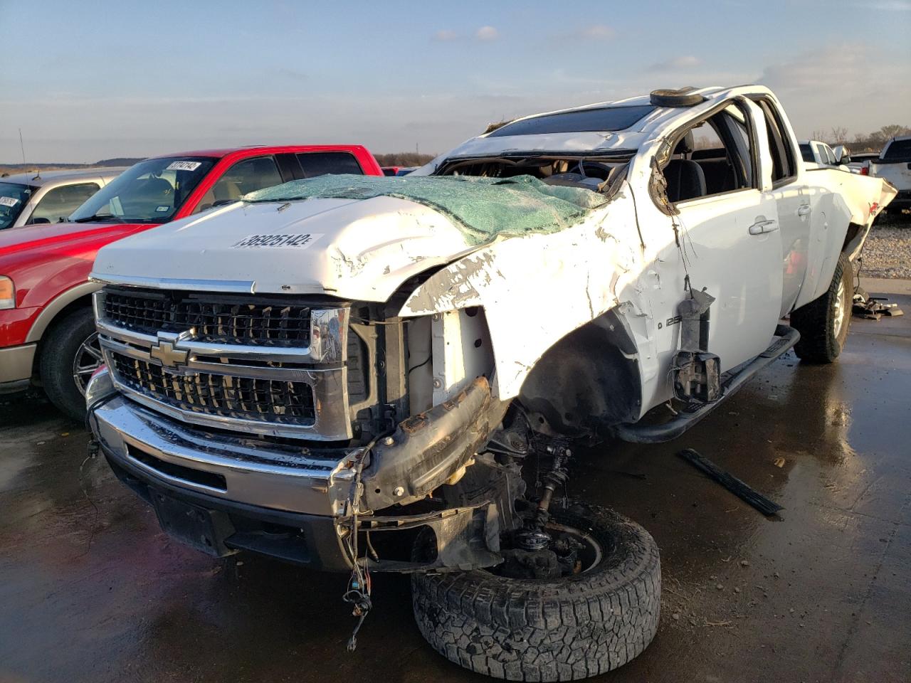 Photo 2 from auction – 2008 CHEVROLET SILVERADO with VIN 1GCHK23658F168959