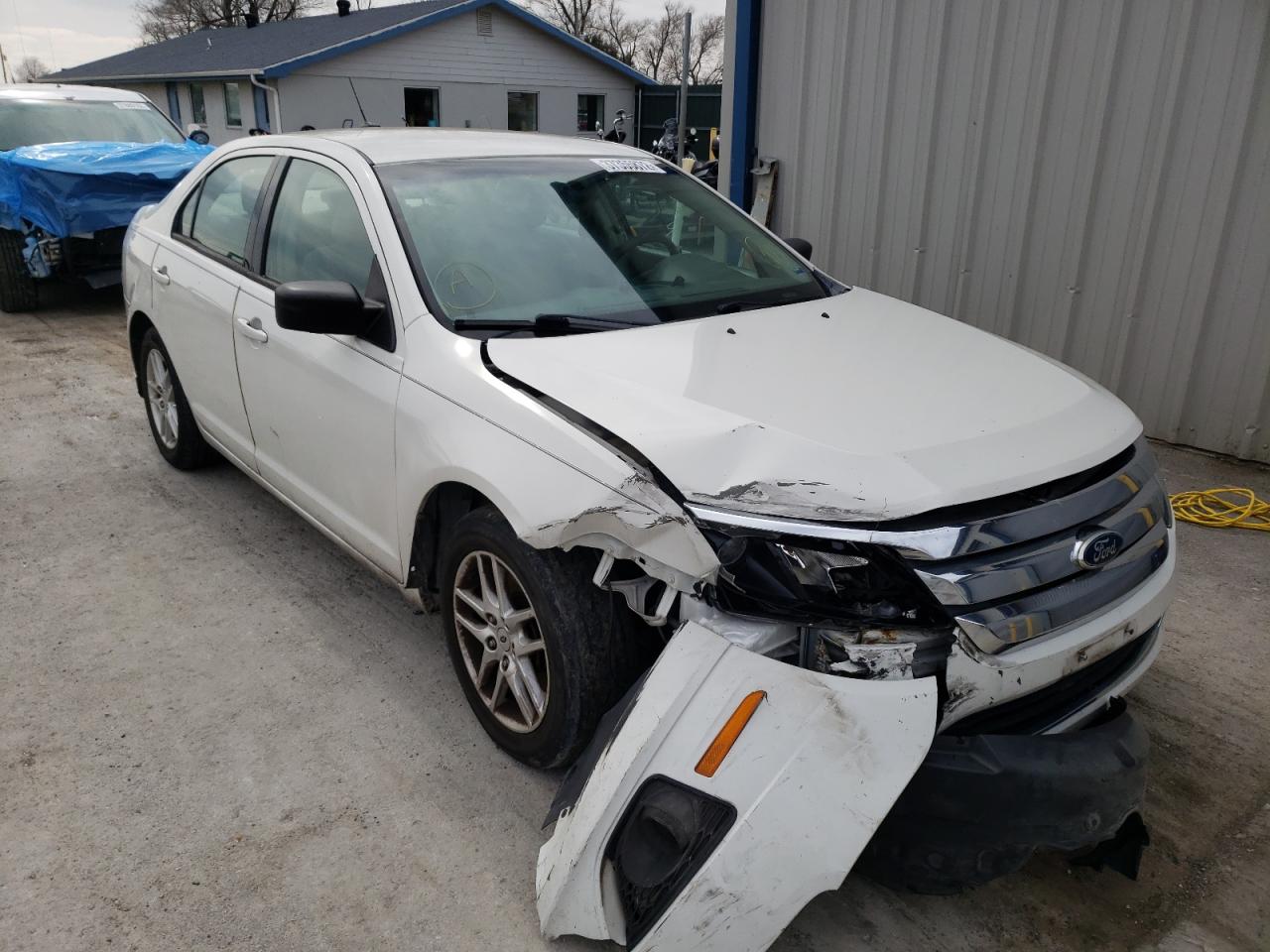 Photo 1 from auction – 2011 FORD FUSION with VIN 3FAHP0GA9BR176843
