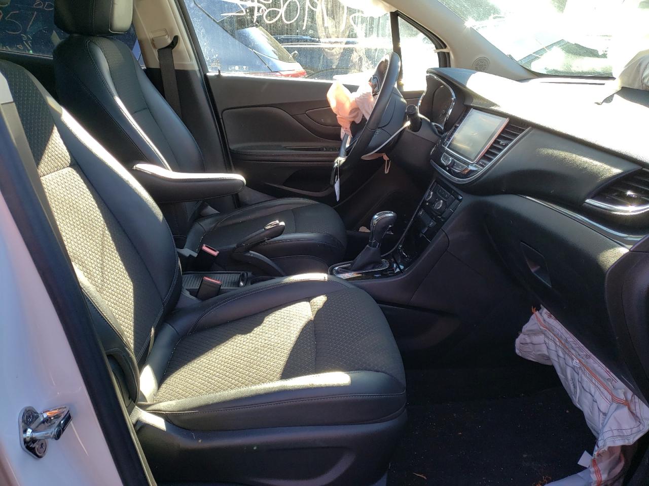 Photo 5 from auction – 2018 BUICK ENCORE PRE with VIN KL4CJESB6JB538272