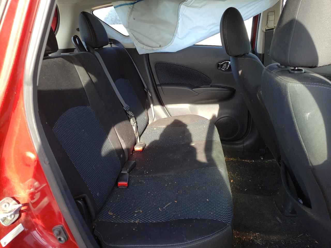 Photo 6 from auction – 2016 NISSAN VERSA NOTE with VIN 3N1CE2CP5GL370105