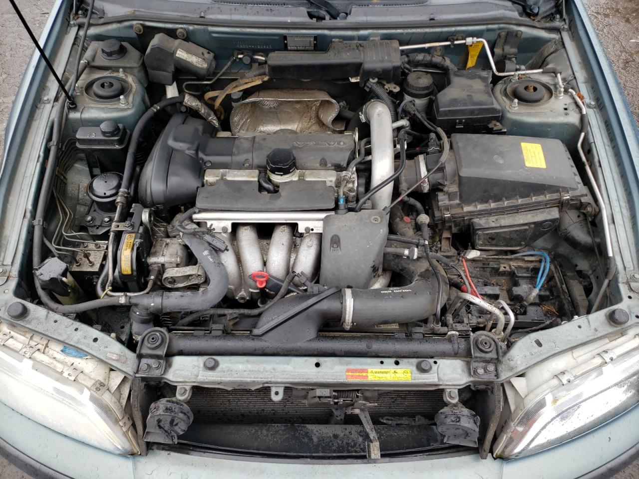 Photo 9 from auction – 2002 VOLVO S40 1.9T with VIN YV1VS29582F820783