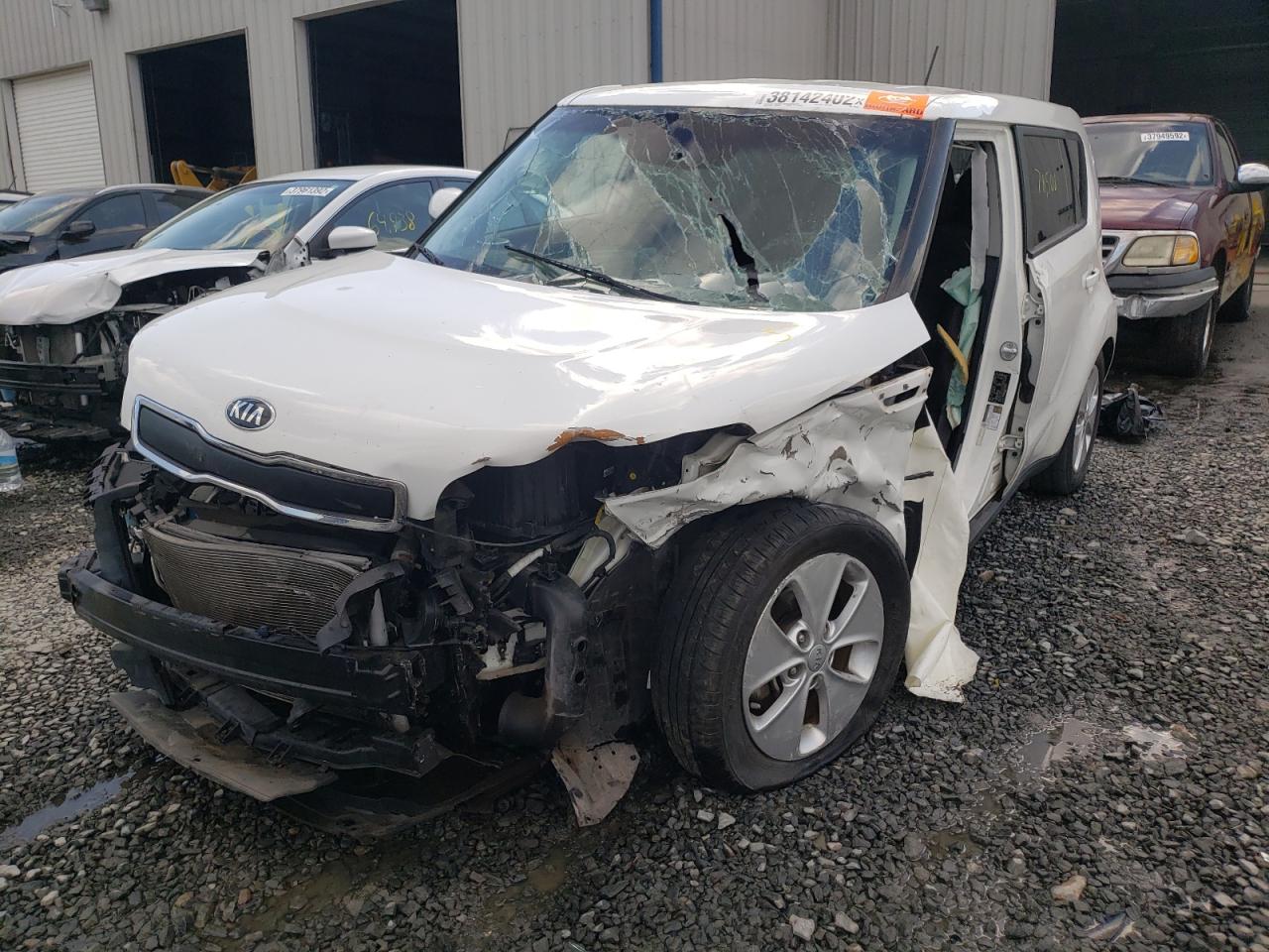 Foto 9 de la subasta – 2015 KIA SOUL con VIN KNDJN2A29F7150416