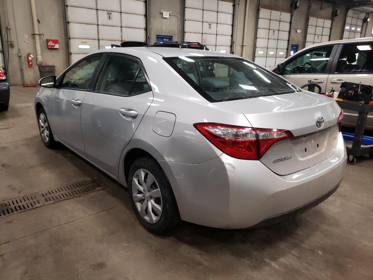 Photo 3 from auction – 2015 TOYOTA COROLLA L with VIN 2T1BURHE9FC261871
