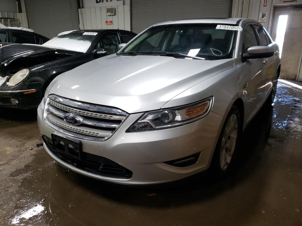 Foto 2 de la subasta – 2010 FORD TAURUS SEL con VIN 1FAHP2EW0AG149000